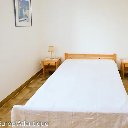 Holiday home Indep. 3 Chambres, 7 Pers, Proche Plage, Animaux Admis, Parking - Fr-1-705-79 *