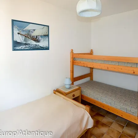 Indep. 3 Chambres, 7 Pers, Proche Plage, Animaux Admis, Parking - Fr-1-705-79 *