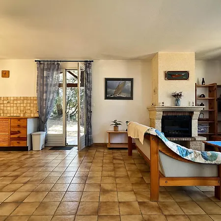 Indep. 3 Chambres, 7 Pers, Proche Plage, Animaux Admis, Parking - Fr-1-705-79 Les Mathes