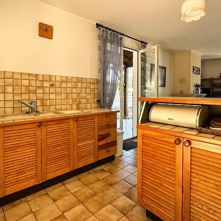 Indep. 3 Chambres, 7 Pers, Proche Plage, Animaux Admis, Parking - Fr-1-705-79 Hébergement de vacances *
